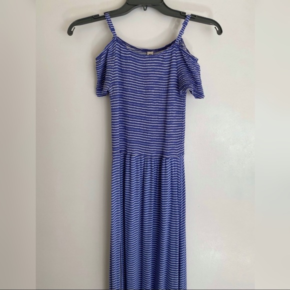 Periwinkle Striped Maxi Dress - Picture 3 of 6